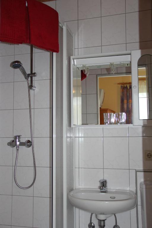 Gasthof-Pension Reidnwirt Baldramsdorf 部屋 写真