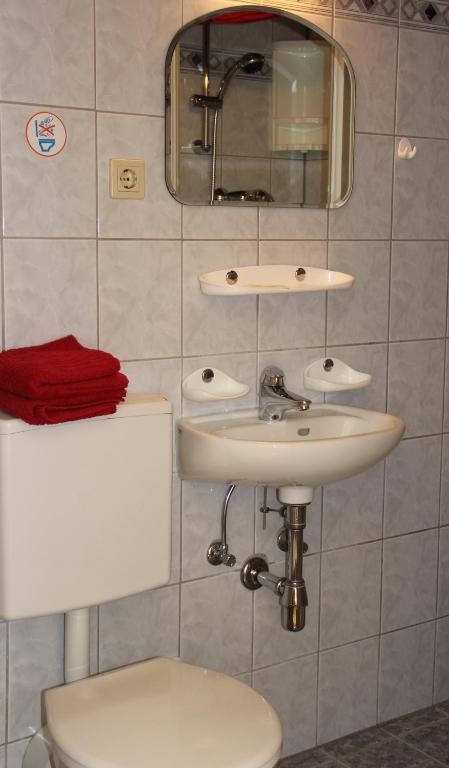 Gasthof-Pension Reidnwirt Baldramsdorf 部屋 写真
