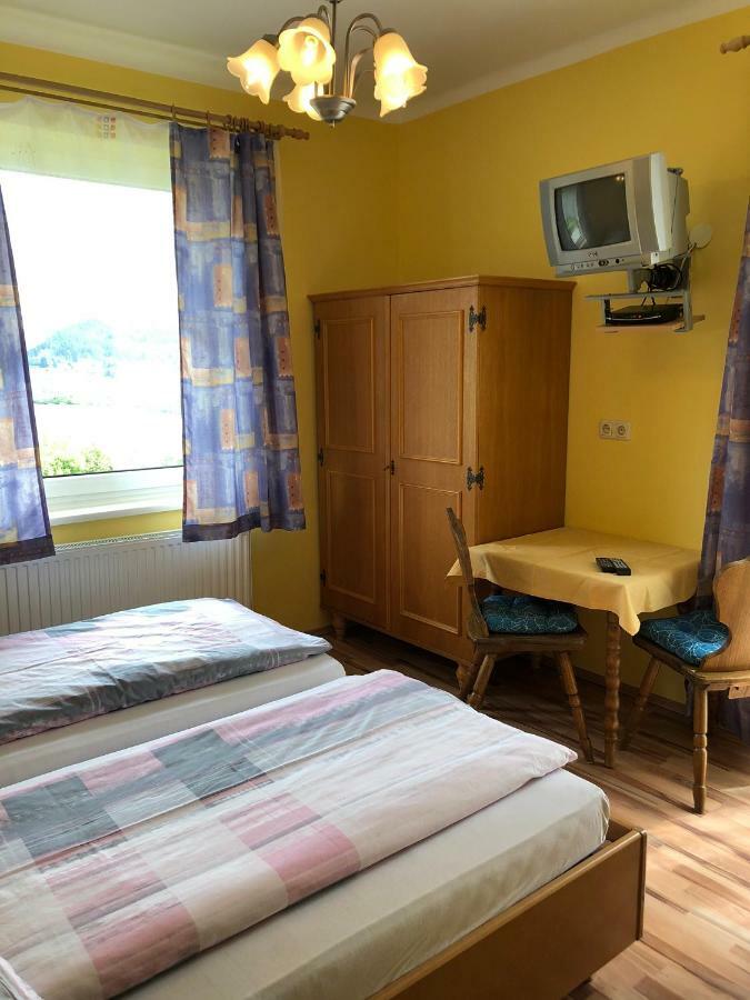 Gasthof-Pension Reidnwirt Baldramsdorf エクステリア 写真