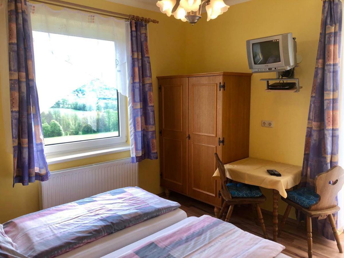 Gasthof-Pension Reidnwirt Baldramsdorf エクステリア 写真