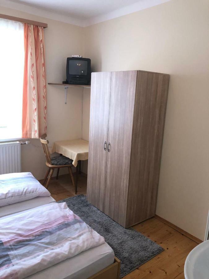 Gasthof-Pension Reidnwirt Baldramsdorf エクステリア 写真