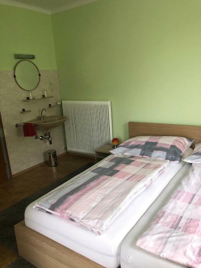 Gasthof-Pension Reidnwirt Baldramsdorf エクステリア 写真