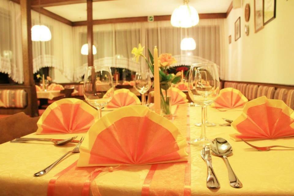 Gasthof-Pension Reidnwirt Baldramsdorf エクステリア 写真